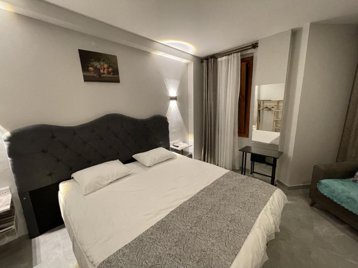 Turna Hotel Istanbul Exterior foto